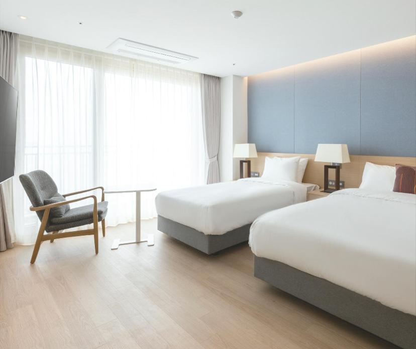 C-One Resort Jaeundo Sinan Exterior photo